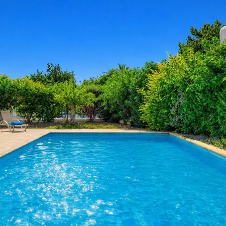 Willa Apollonas Peja